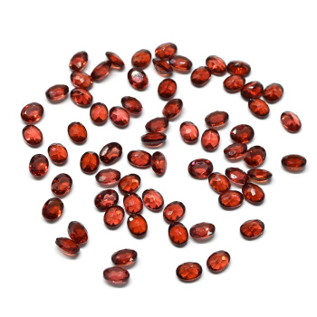Кабошон из граната овал гр.3*4мм, 0,22ct арт. ап10022