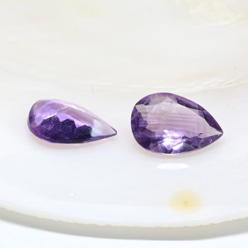 Кабошон из аметиста капля гр.8*12мм, 2,05ct арт. ап03015