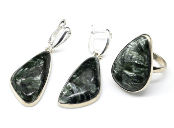 Кольцо серьги из серафинита, размер 18 арт. 156-219100-18