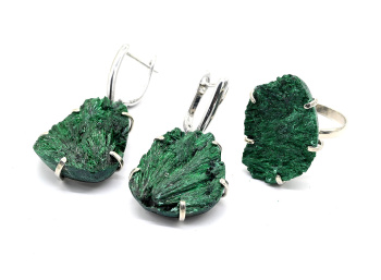 Кольцо и серьги малахит плисовый, размер-18 арт. м117152-18
