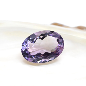 Кабошон из аметиста овал гр.13*18мм, 10,8ct арт. ап03017