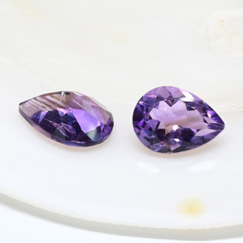 Кабошон из аметиста капля гр.10*14мм, 4,95ct арт. ап03013