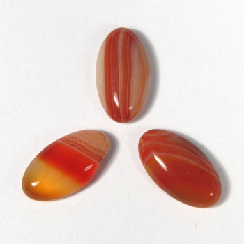 Кабошон из сердолика глазкового, 9*16*4мм. арт. а02038