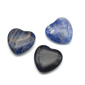 Сердце из содалита 20*20*6мм арт. 2055391к