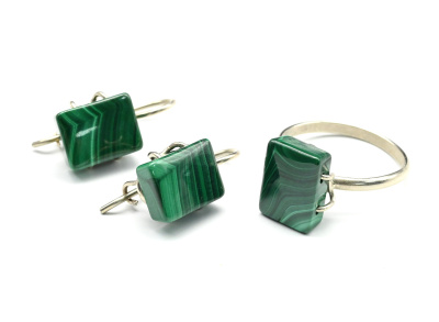 00000243033_001