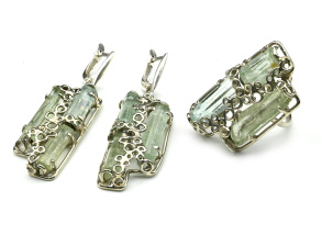 Кольцо и серьги из аквамарина, размер-18 арт. м127006-18....