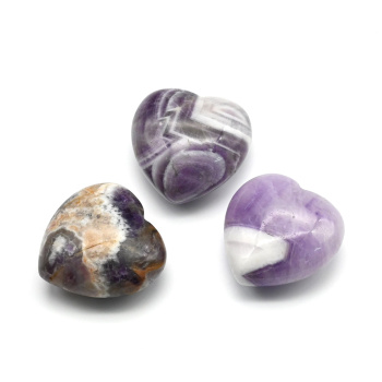 Сердце из аметиста шевронного 25*25*12мм  арт. 2055405к