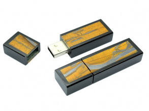Флеш карта из тигрового глаза и долерита, 32GB. 65*20*10мм. арт. 3400741п.