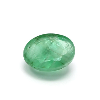 Кабошон из изумруда овал гр.6*8мм, 1,55ct арт. ап34013