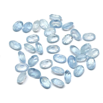 Кабошон из аквамарина овал гр.4*6мм, 0,35ct арт. ап27000