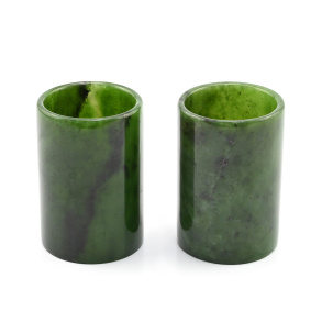 Пара стопок из нефрита 40*40*60мм арт. 3510800-3