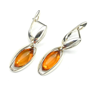 Серьги с янтарем С925 рис 9*16мм коньячный, 4,47гр арт. д929040129